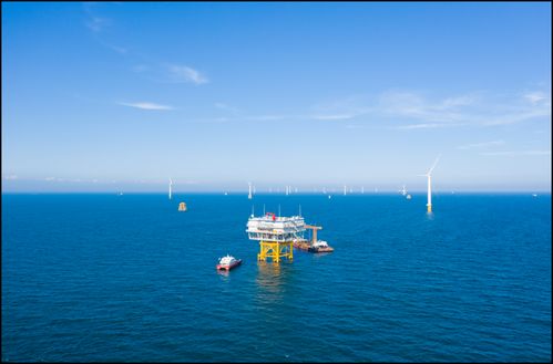 中廣核汕尾50萬(wàn)千瓦海上風(fēng)電項(xiàng)目全部機(jī)組實(shí)現(xiàn)并網(wǎng)發(fā)電，助力綠色能源發(fā)展